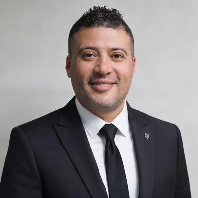 أحمد ماهر